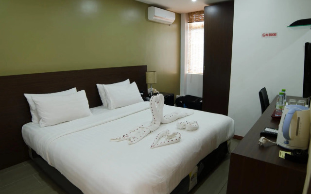 Nala Beach Inn