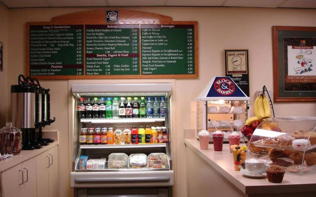 Hilton East Brunswick Hotel & Executive Meeting Center