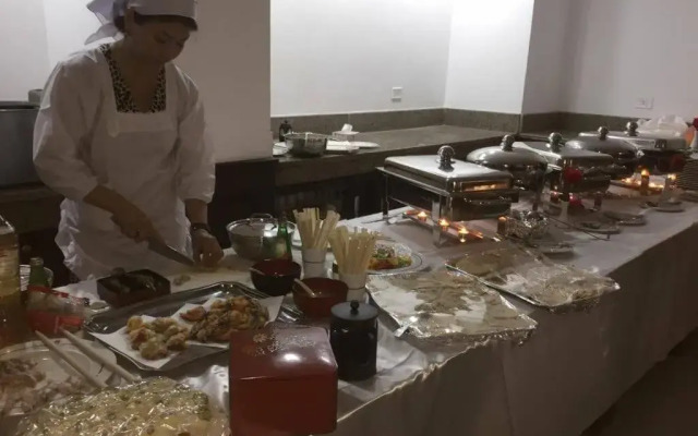 E-Just Hotel Borg El Arab