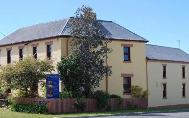 Schouten House