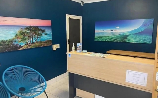Blue Pelican Motel