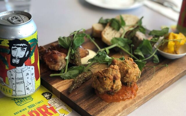 Mercure Sunshine Coast Kawana Waters