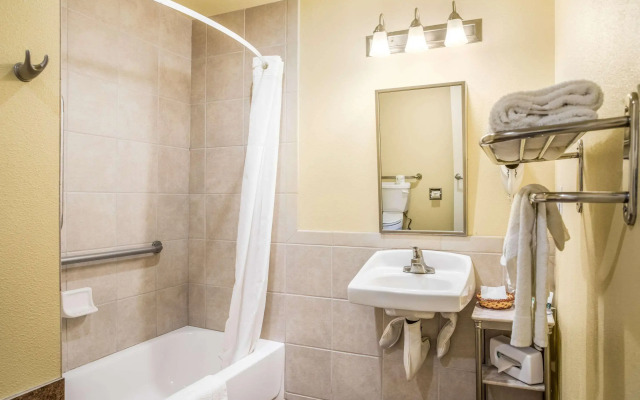 Quality Inn Santa Barbara