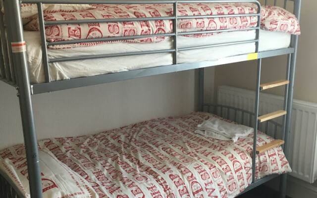 Cheapsleepz 40 Moscow Drive