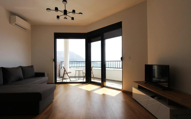 Beautiful apartments in Montenegro: Sea&View