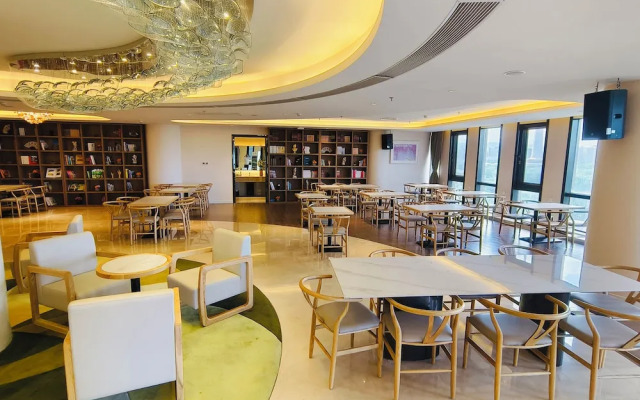 Rosamonde Intl. Exchange Campsite