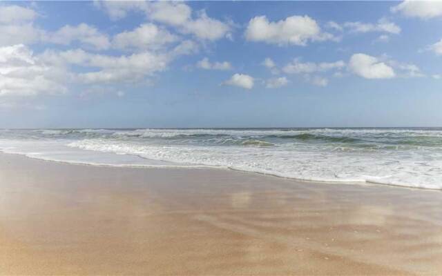 Surfside Six E - Two Bedroom Condo