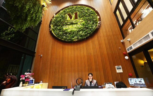 Montana Hotel