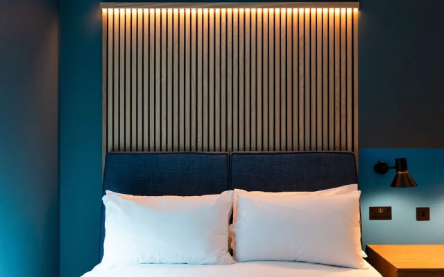 Village Hotel Reading