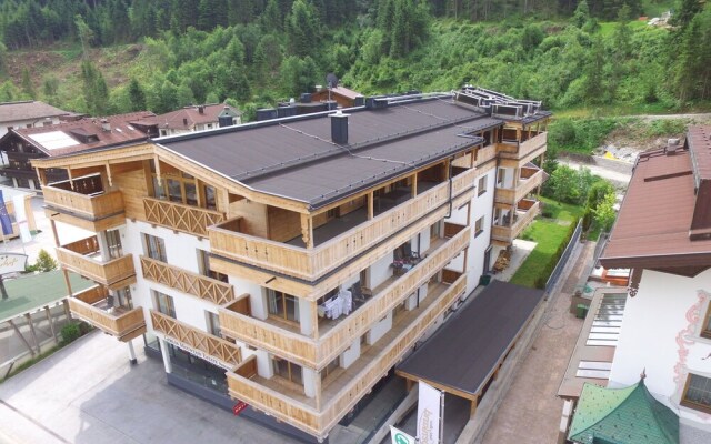 Spacious Apartment in Gerlos near Ski Area