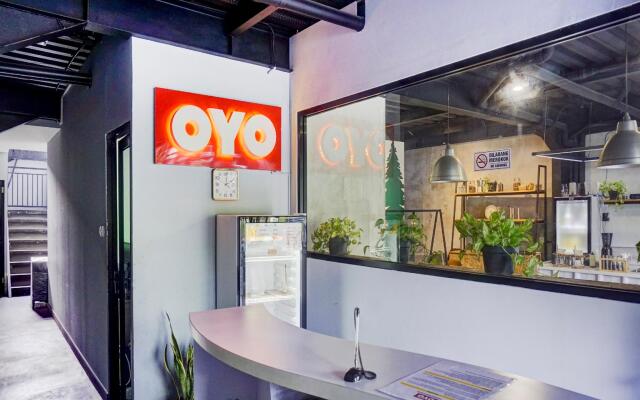 OYO 1805 Fatmawati Mansion Syariah