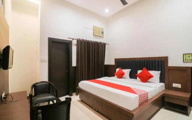 Hotel Grand Resort by OYO Rooms