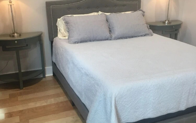 The Hotel at Huntington Square