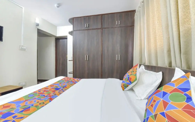 Hotel Legend Residency
