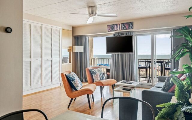 Seaside Star On The Boardwalk!