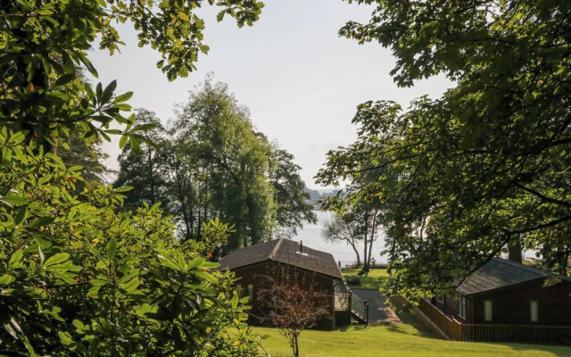 Tree House, Partial Lake Views