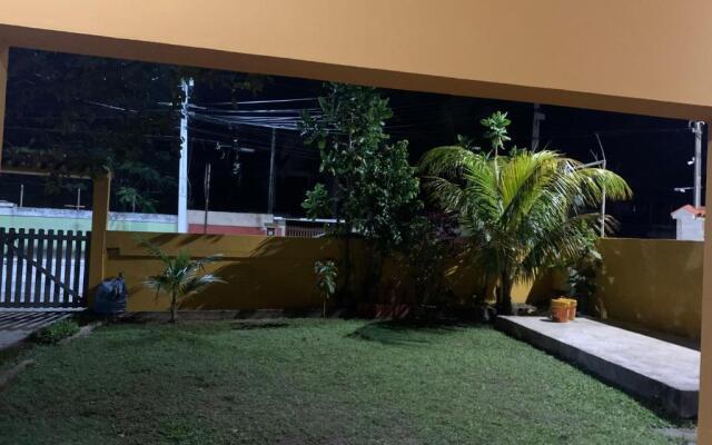 Casa Com Piscina a 3 Quadras da Praia da Vila