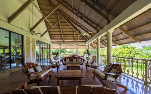 Oasis Cocotal - Punta Cana 4BR Apartment