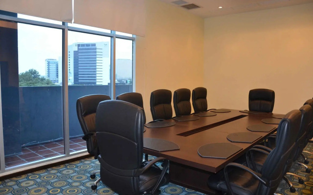 Courtyard by Marriott Guayaquil