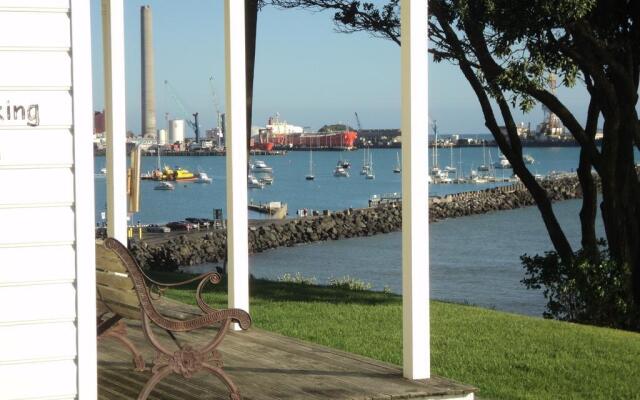 Belt Road Seaside Holiday Park