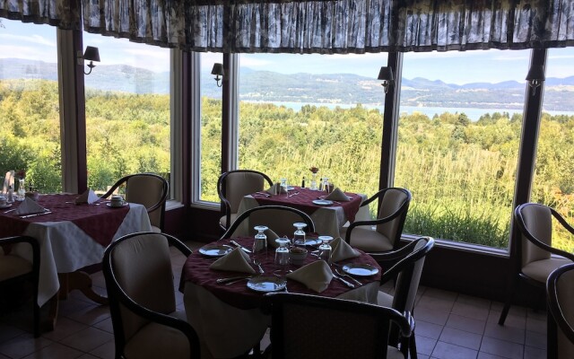 Auberge La Coudriere-Cool Hotel