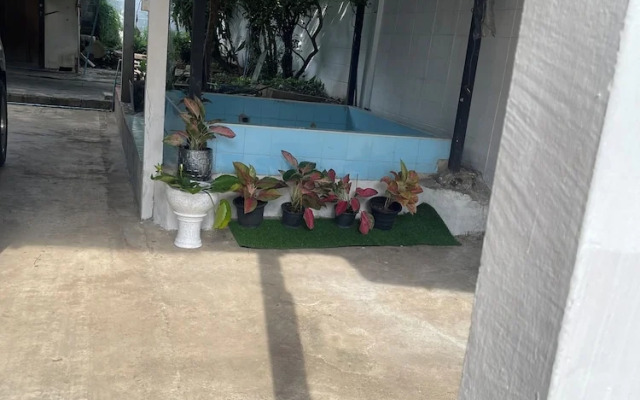 Home rama4 near bts thong lor