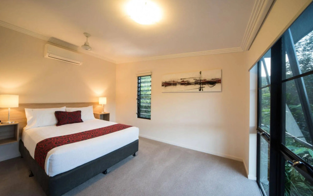 Seclude Rainforest Retreat