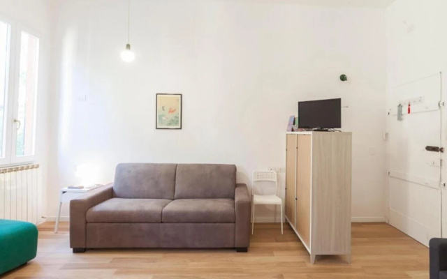 Mirasole in Bologna with 1 bedrooms and 1 bathrooms