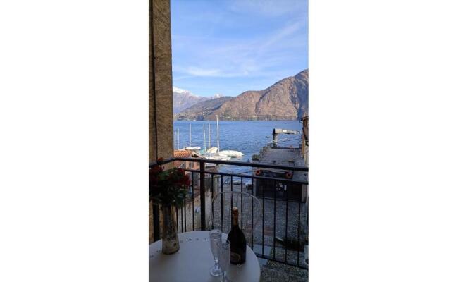 Lakeside apartment Tremezzo - Larihome B01