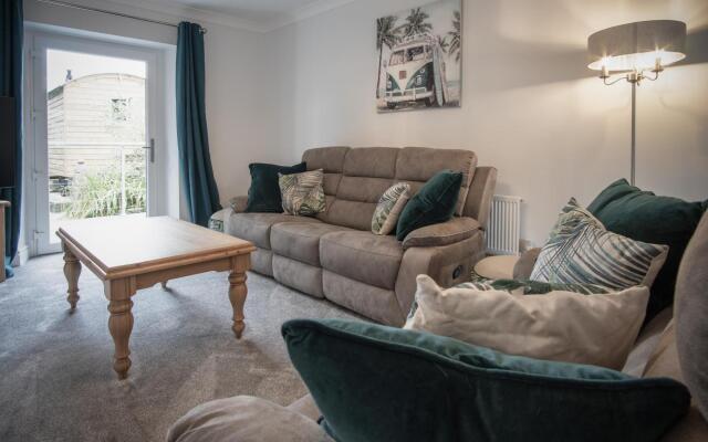 Pendeilo Villa - 5 Bedroom Holiday Home - Amroth