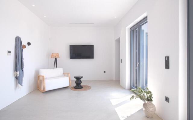 Villa Tourmaline by Rocks Estates