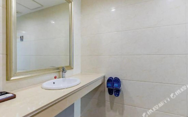 S.devons International Hotel