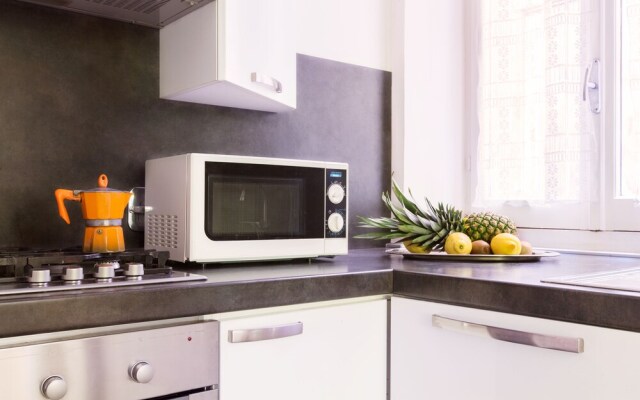 Bernini Near Trevi Fountain