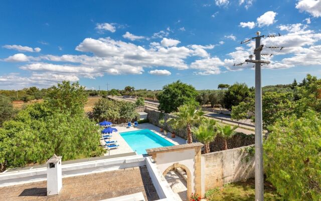 1966 Villa Medici Alla Macchia by Perle di Puglia