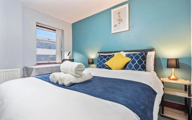 Luxury London Apartment With 3 Bedrooms