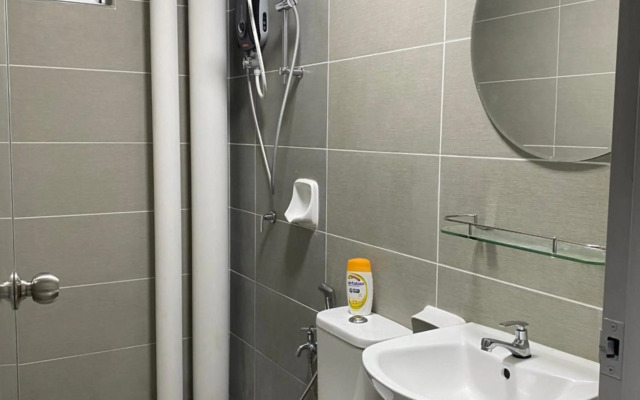 Ammar Sky Home with Swmg Pool & WIFI- Muslim Only