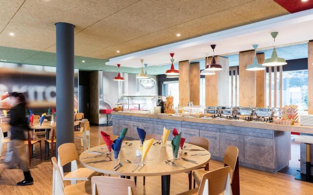 ibis Zurich City West