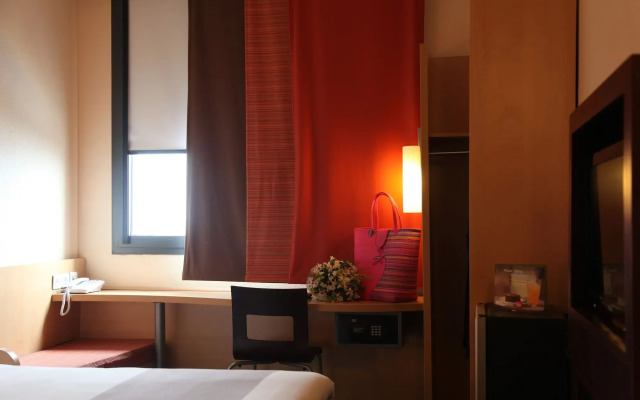Ibis Styles Dakar