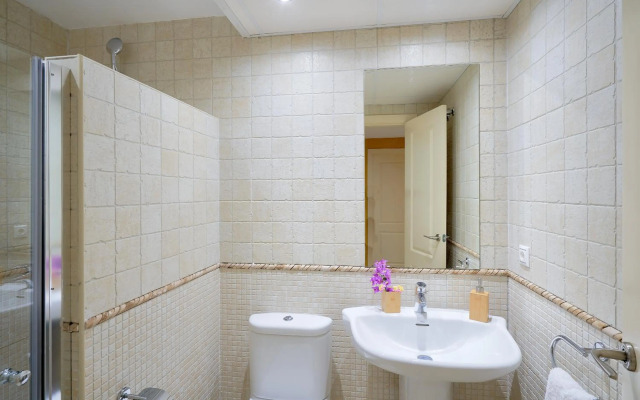 Beach & Golf Design Apartment Marbella