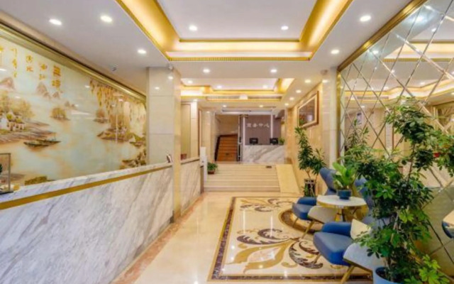 Zhuhai Xinhualian Business Hotel