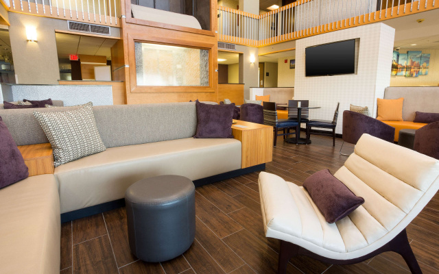 Drury Inn & Suites Austin North