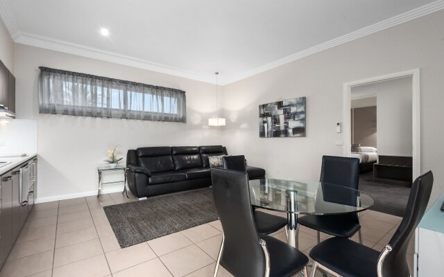 Comfort Inn Deakin Palms