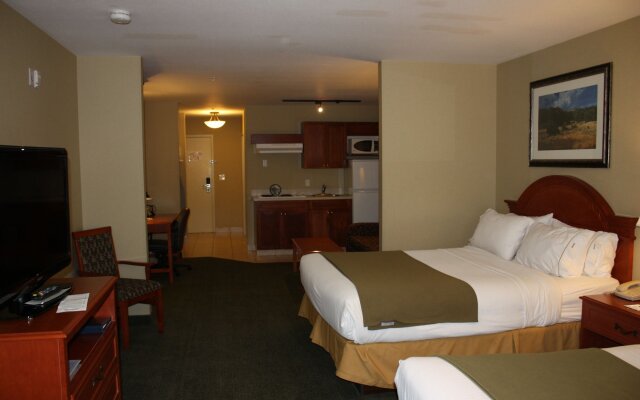 Holiday Inn Express & Suites Medicine Hat Transcanada Hwy 1, an IHG Hotel