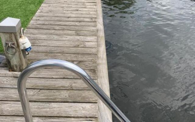 Ferienhaus am Wasser Lemmer 209