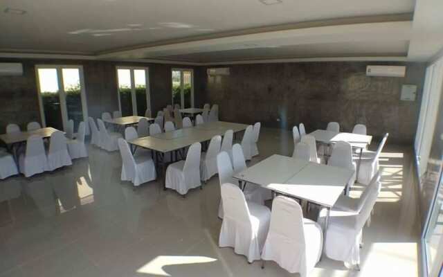 Suwannaphum Trang Resort