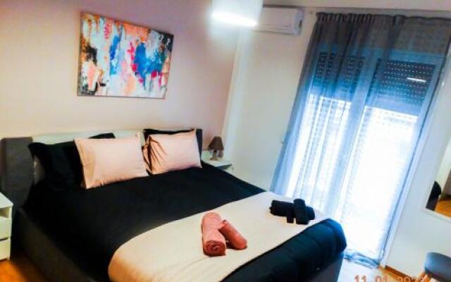 Noelli Cozy And Modern Apartment