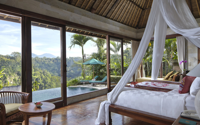 Отель Royal Pita Maha