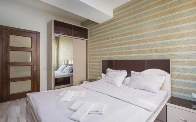 Stay Inn Apartments at Mashtots avenue 33-1