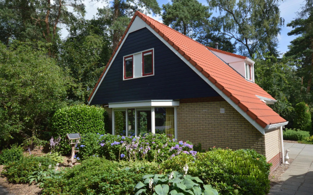 Holiday Home Buitenplaats Berg With 5 Rooms