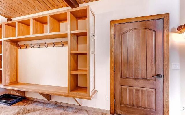 Aspenwood L17 - 2 Bedrooms Condo